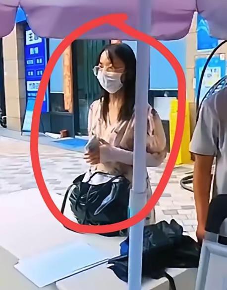 现实版忘恩负义！一名自称律师的女子，恶意套路房产中介的善意，操作堪称格局尽失，毫