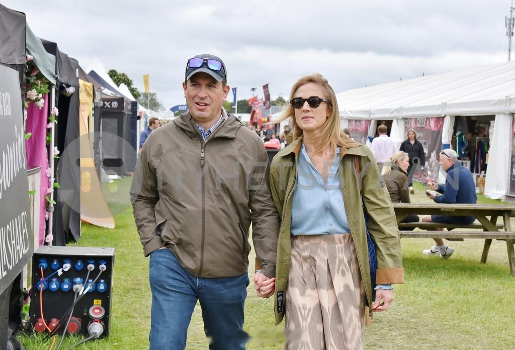英国王室  2026年5月10日，彼得菲利普斯与他即将过门的未婚妻Harriet