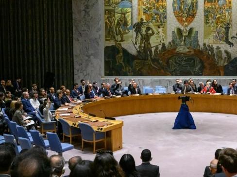 2026 年 4 月 27 日安理会海上安全会议交锋，中方代表孙磊当场驳斥日本颠