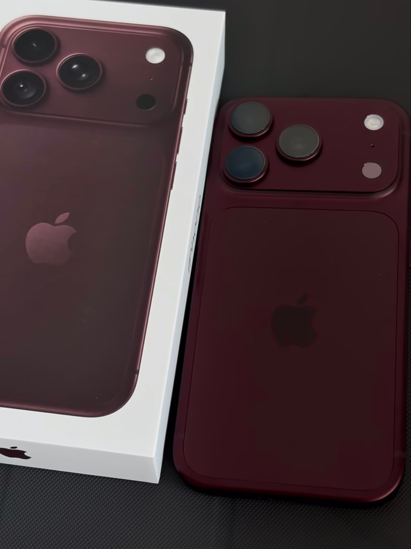 新机到手必做清单！兄弟姐妹们，iPhone18勃艮第红真机绝美，照片根本拍不出它