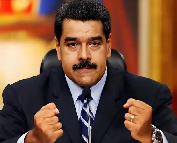 [月亮]被美国非法关押两个多月、在监狱里瘦了13公斤的马杜罗，可能再也回不来了。