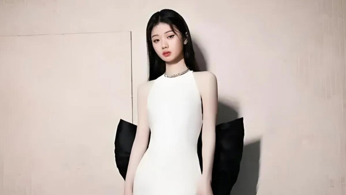 天后隐退风波：乐坛新声碰瓷王菲，是勇气可嘉还是不自量力？
 
当华语乐坛天后王菲