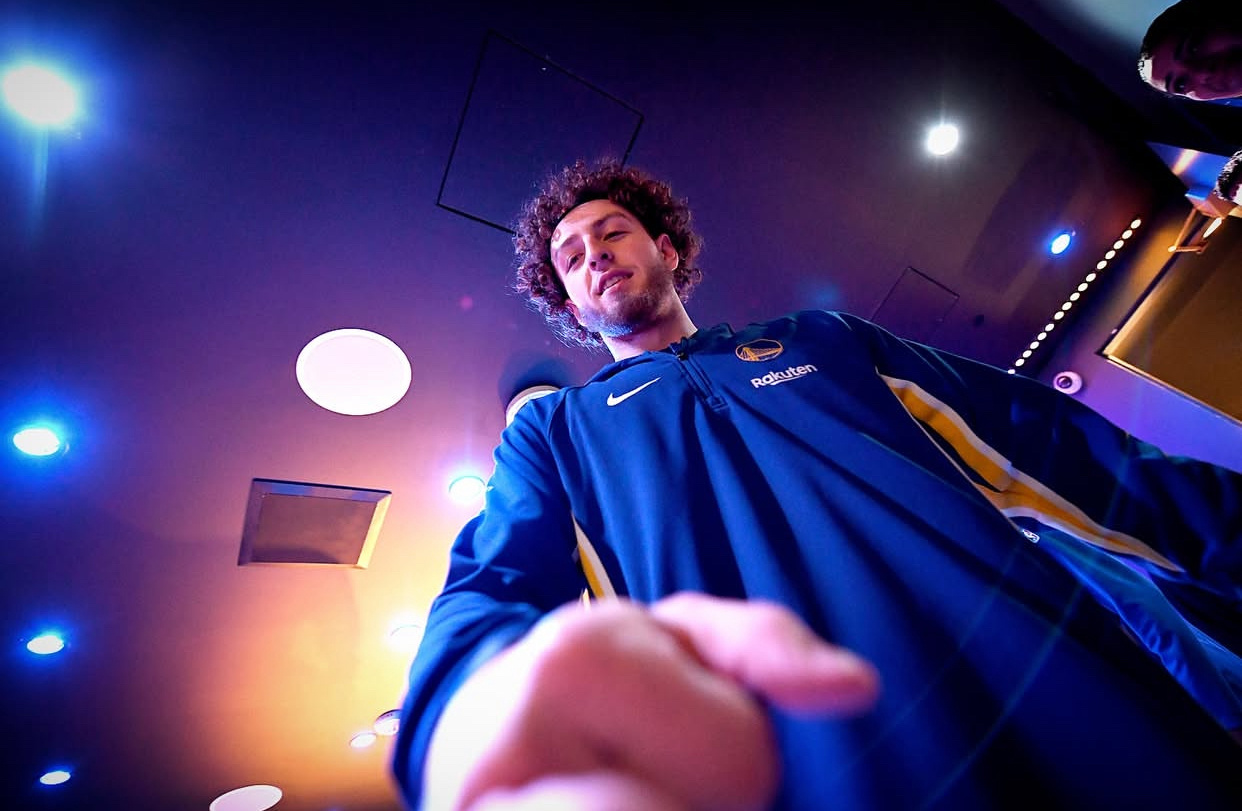 《今日夜读》睡前原谅一切，醒后重计前嫌何不懂夜话睡前鸡汤何不懂的超话