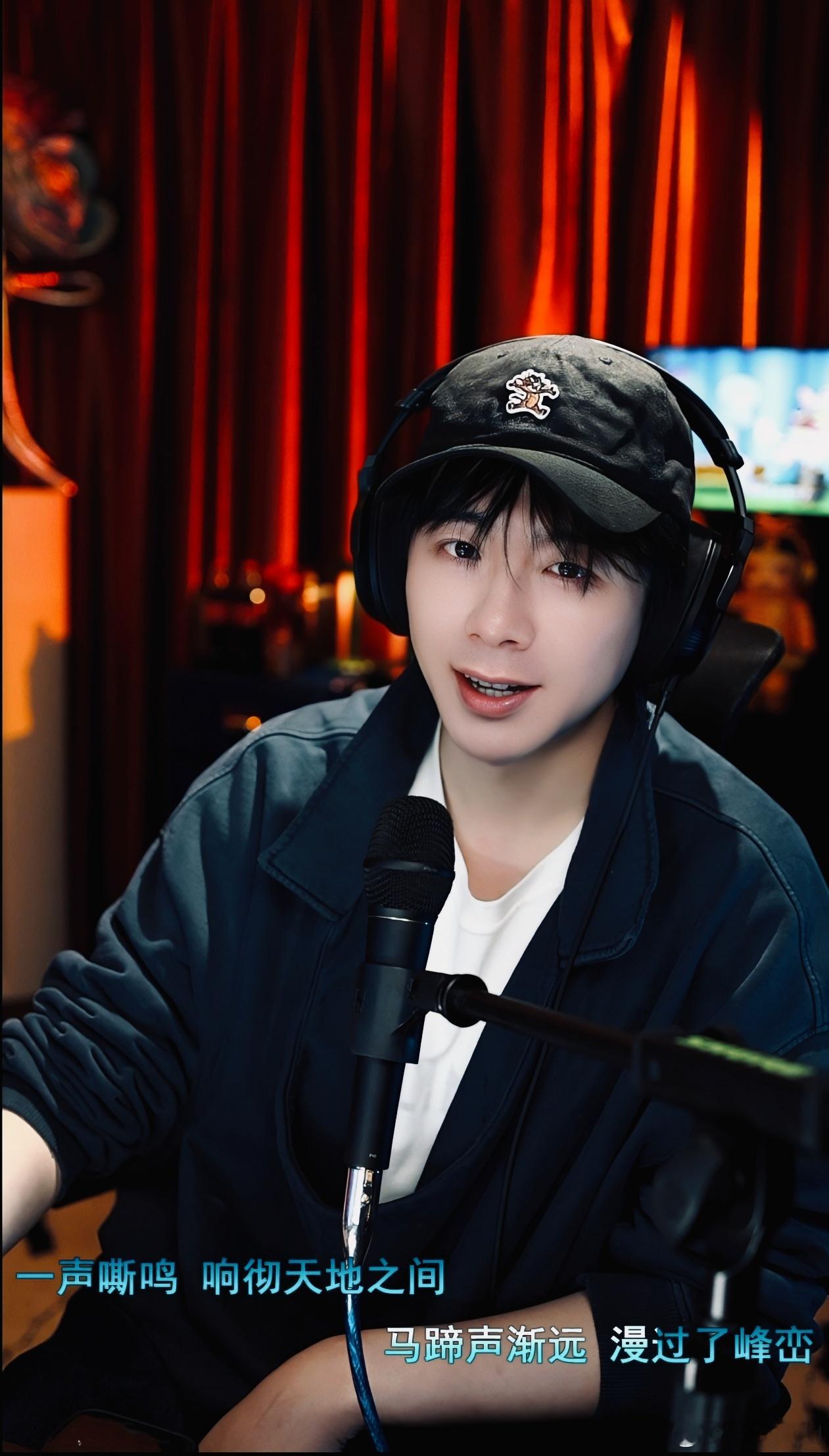 刘宇宁小贝 | 刘宇宁玫瑰丛生 | 摩登兄弟刘宇宁小贝 不争不抢，自有光芒。刘宇