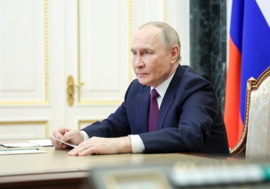 英国怎么也没想到，自己在英吉利海峡扣了俄罗斯一艘油轮，竟会让全球公海航行规则面临