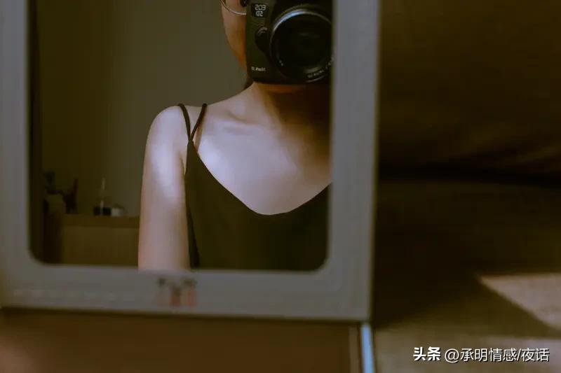 人这辈子靠的住谁呢

人这一辈子啊，真到事儿上，靠谁都可能“掉链子”。父母再疼你