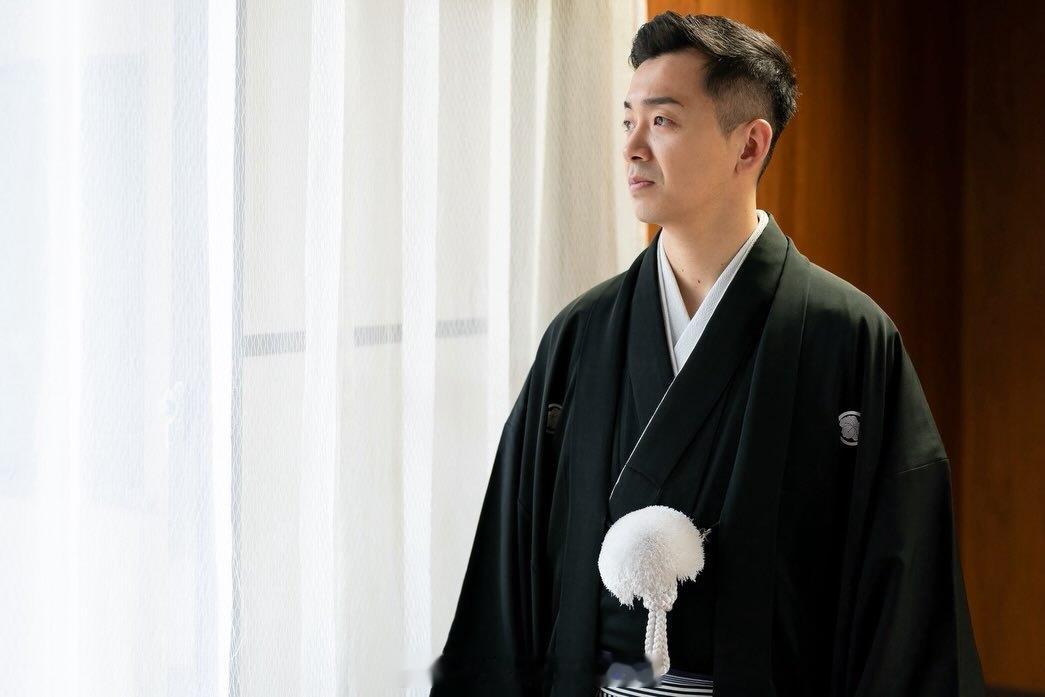 日本🇯🇵羽球男单西本拳太社媒发文：前些日子，我迎来了32岁。婚宴也已顺利落幕
