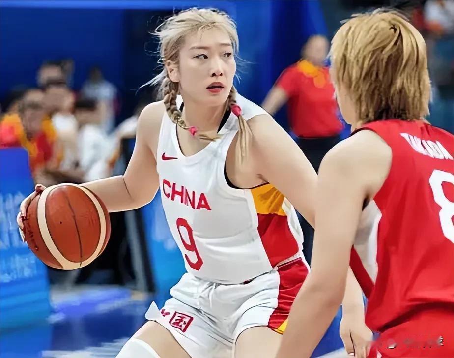 太丢脸了！中国女篮63-78不敌比利时，看看数据谁应该来背锅！
杨力维：7中4，