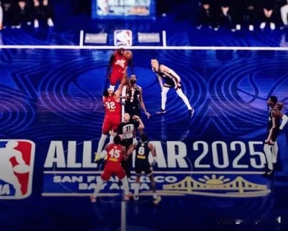 根据美国记者Shams透露，2026年NBA全明星赛的赛制很可能采用循环赛形式，