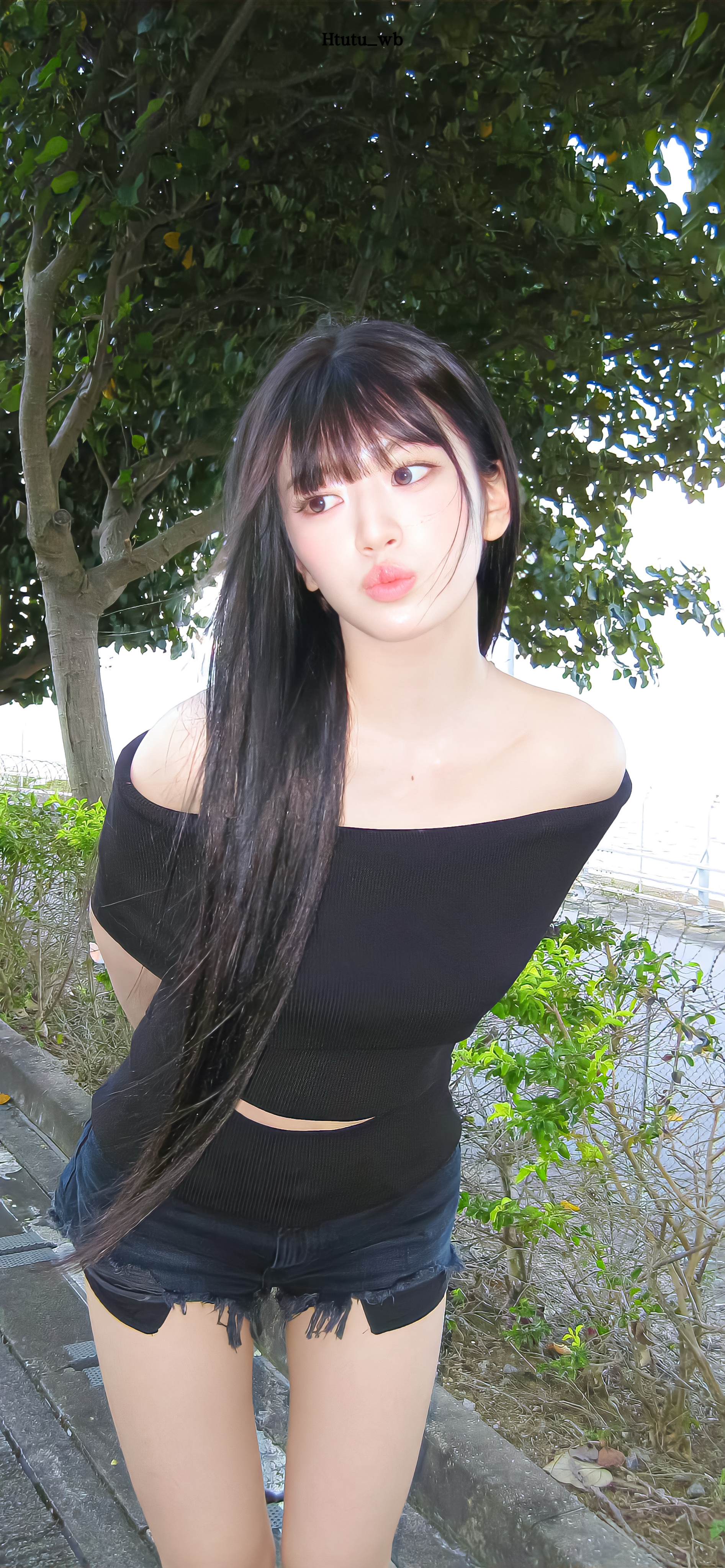 安宥真Yujin壁纸来啦～🧸🖤 ​​​