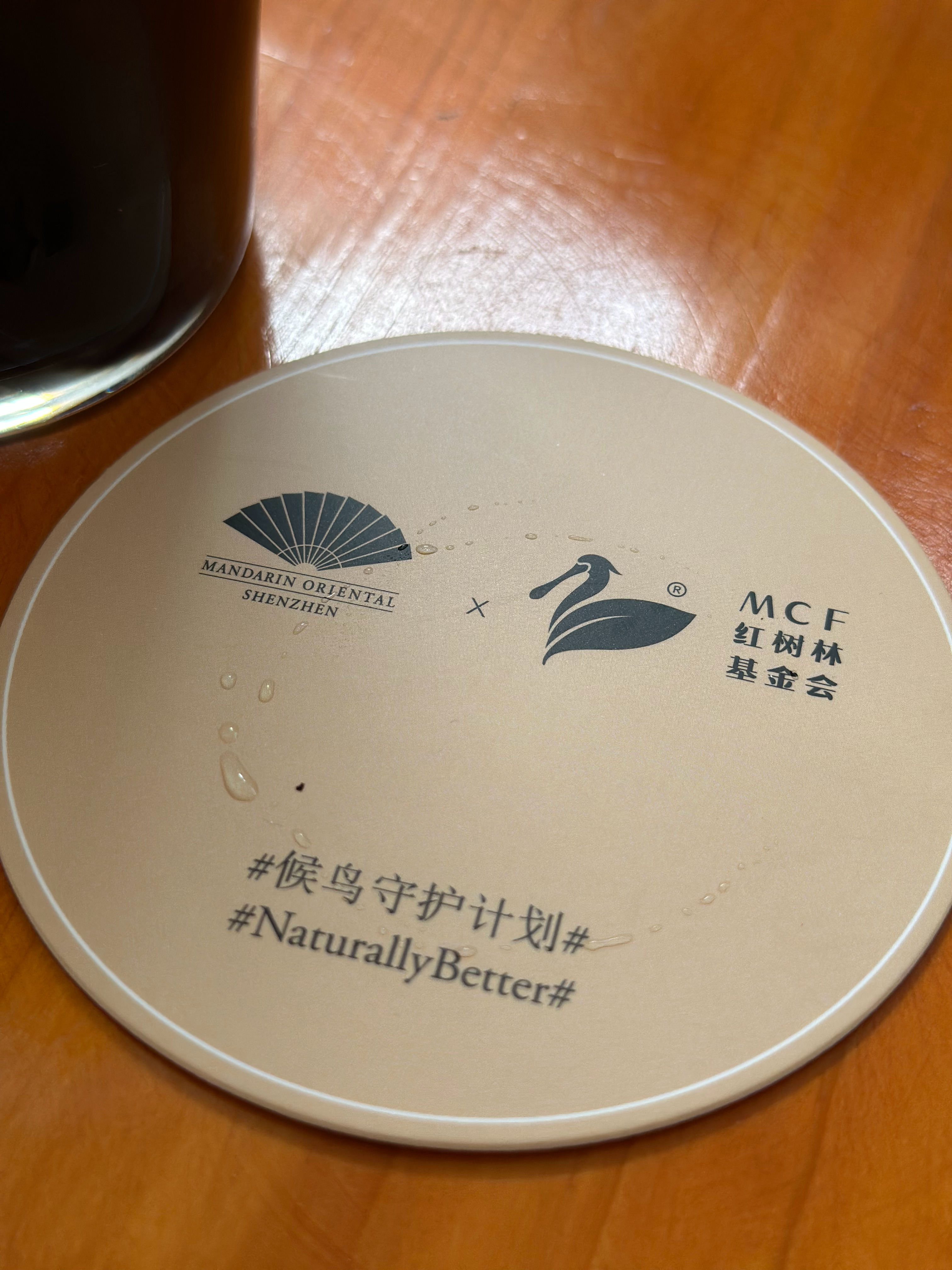 AI变现的三座大山，一座还比一座难1️⃣挑战订阅付费的习惯2️⃣挑战经验知识的贡