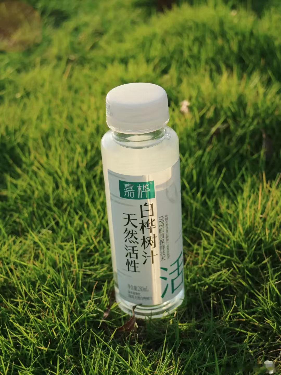 作为龙江九珍十八品核心生态好物，嘉桦白桦树汁的实力毋庸置疑。品牌不仅用心做产品，