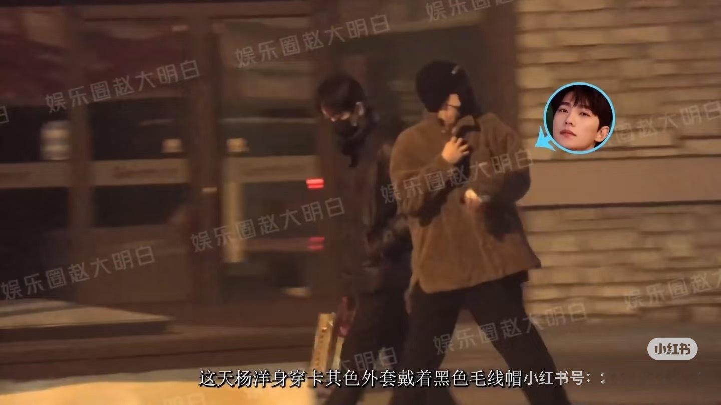 受伤了又不说，我又想到那次特战荣耀也是，一瘸一拐的出来，还尽量走路平衡不让我们看