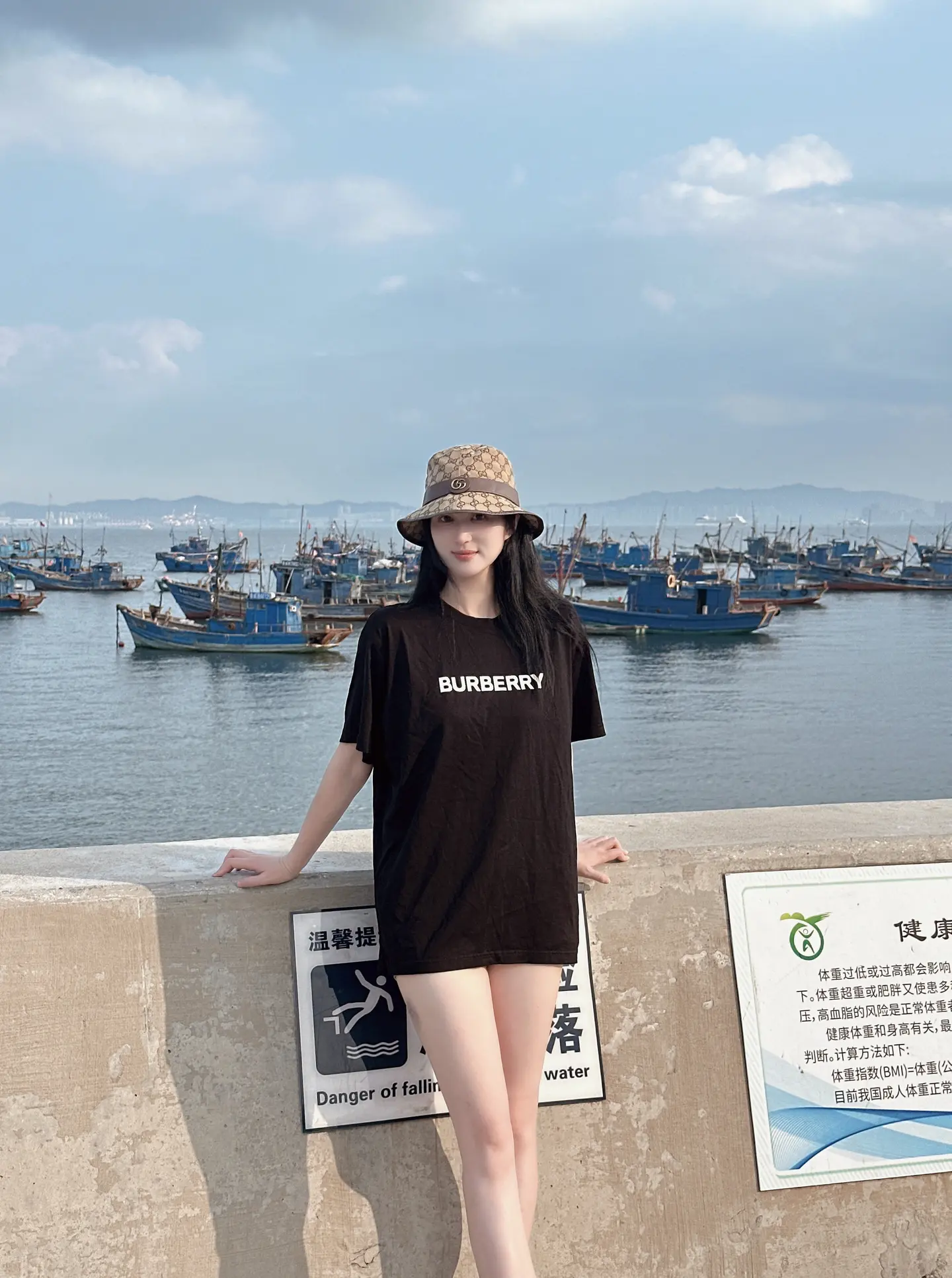 我要是有钱就好了 那样我就能经常给你转账哄你开心而不是一直分享一些无聊的东西