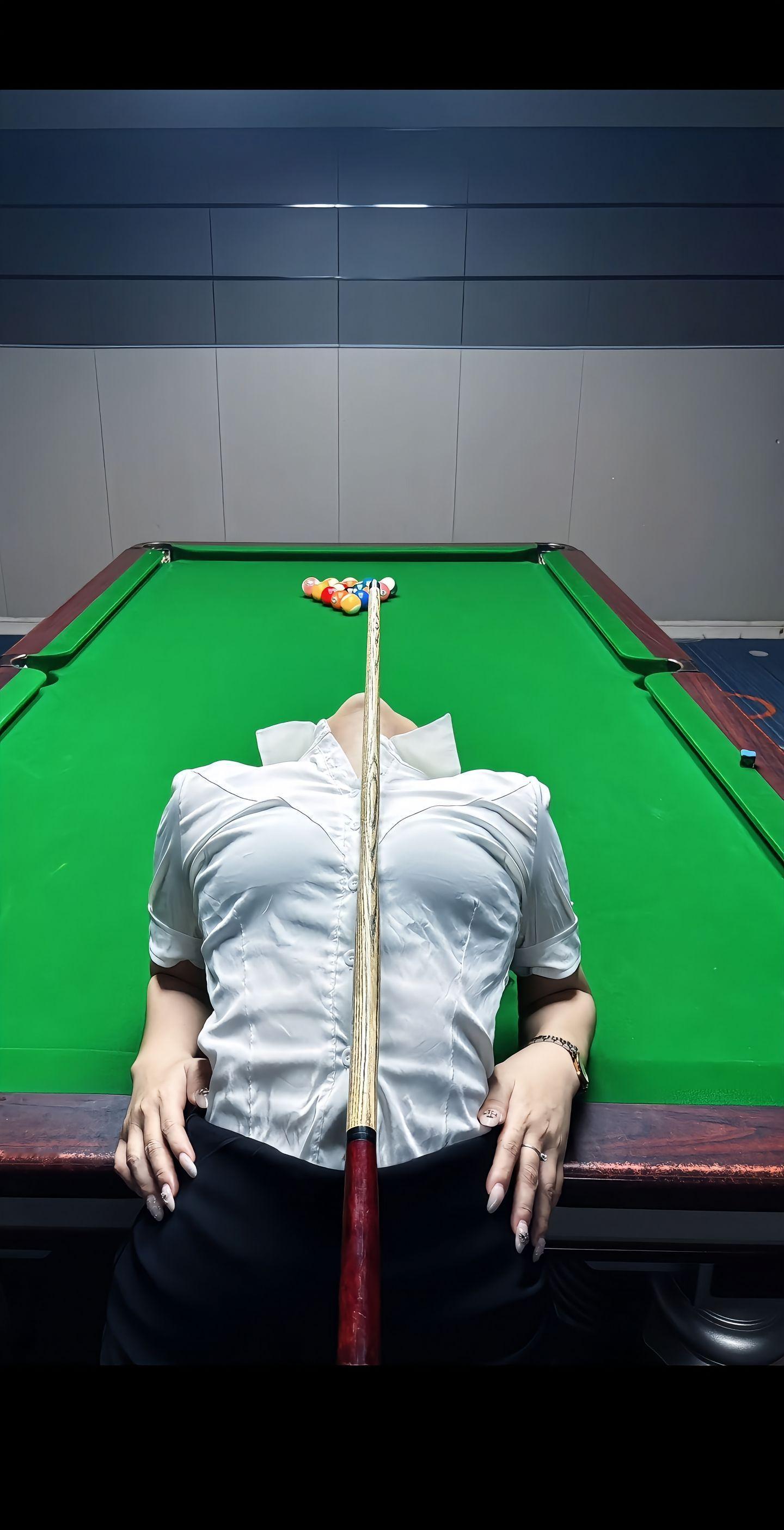 现在的台球🎱越来越不会打了[裂开] ​​​