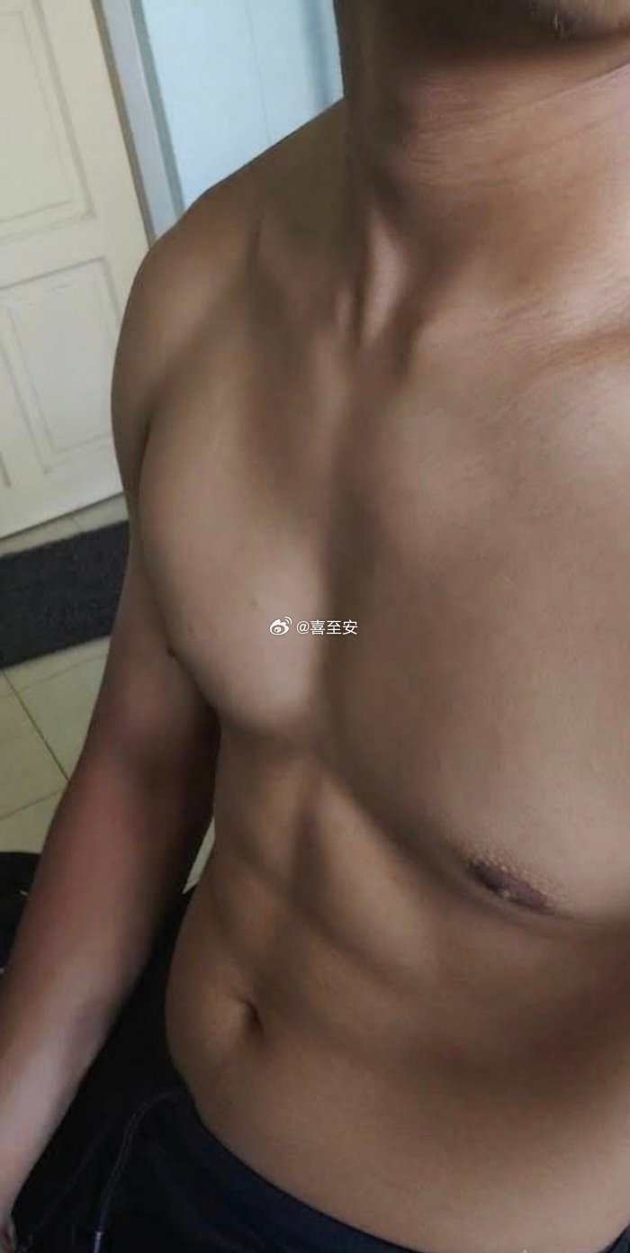 有些绝症是医院不能治的，比如背叛。[喜] ​​​