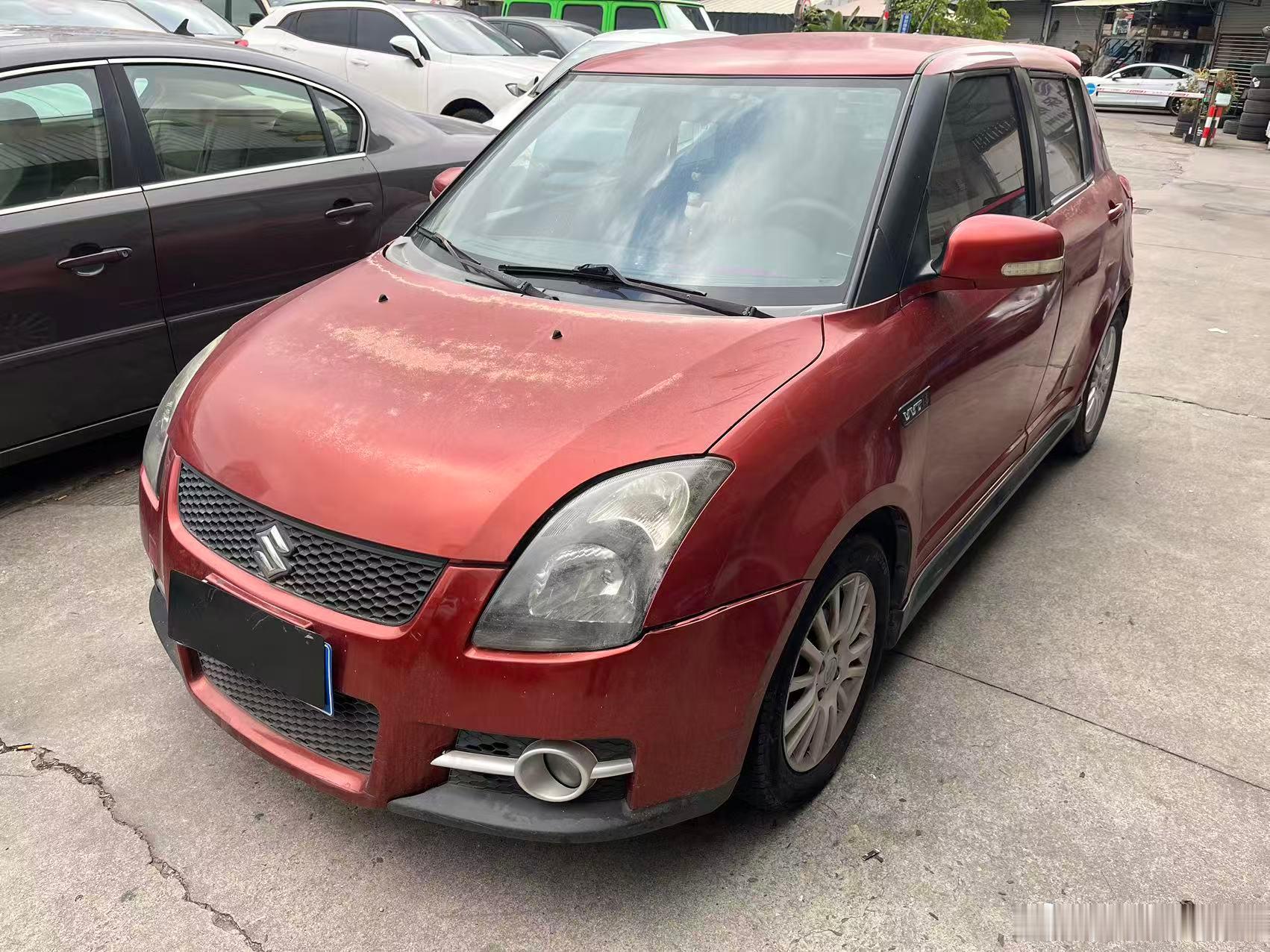 12年 雨燕 1.5L自动 运动版 费用到26年9月 漆面需整理 价格1万 