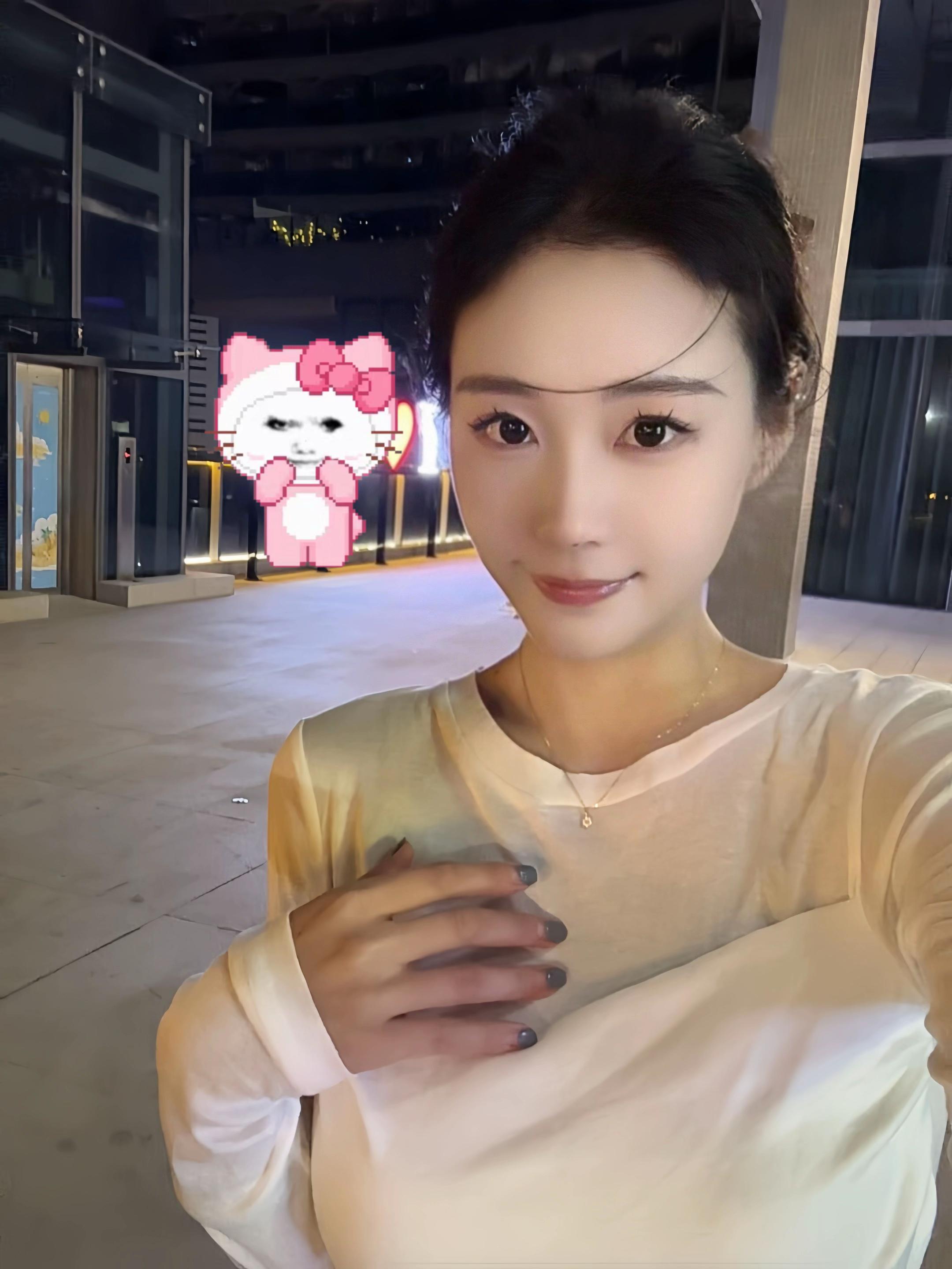 我无名分 我不多嗔 我与你难生恨