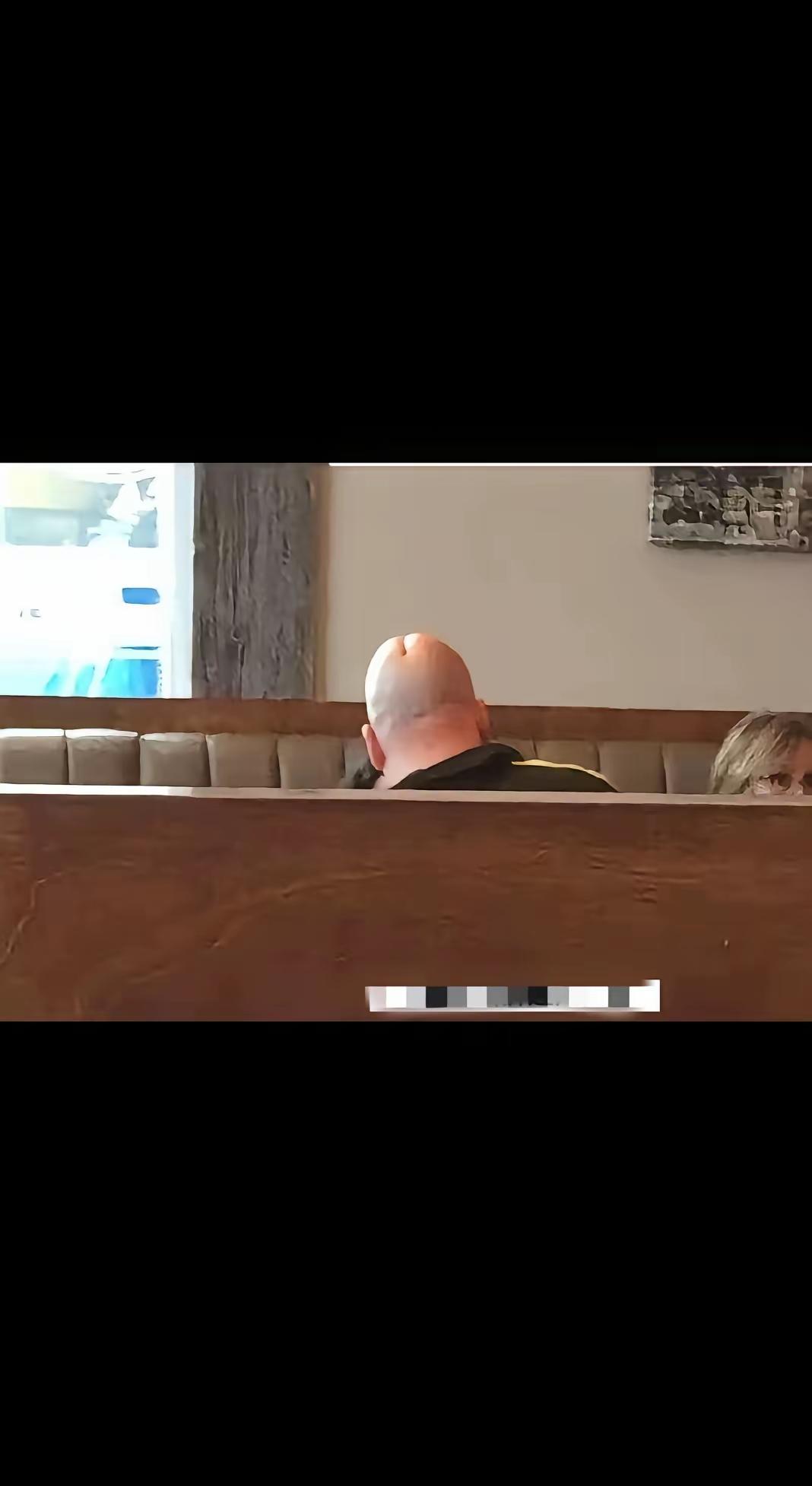 不好意思……眼睛花了！[泣不成声][泣不成声][泣不成声]