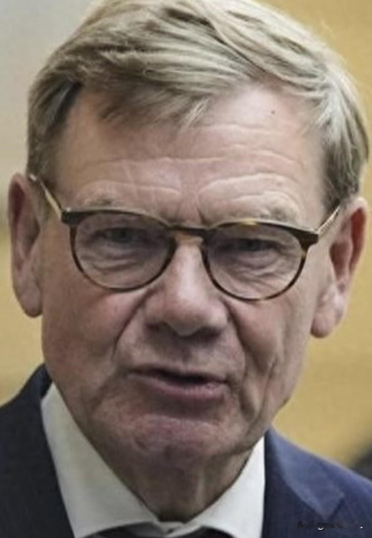 新思维：默克尔后，再无“德国”！

自从默克尔卸任后，德国的政坛乱成了“一锅粥”