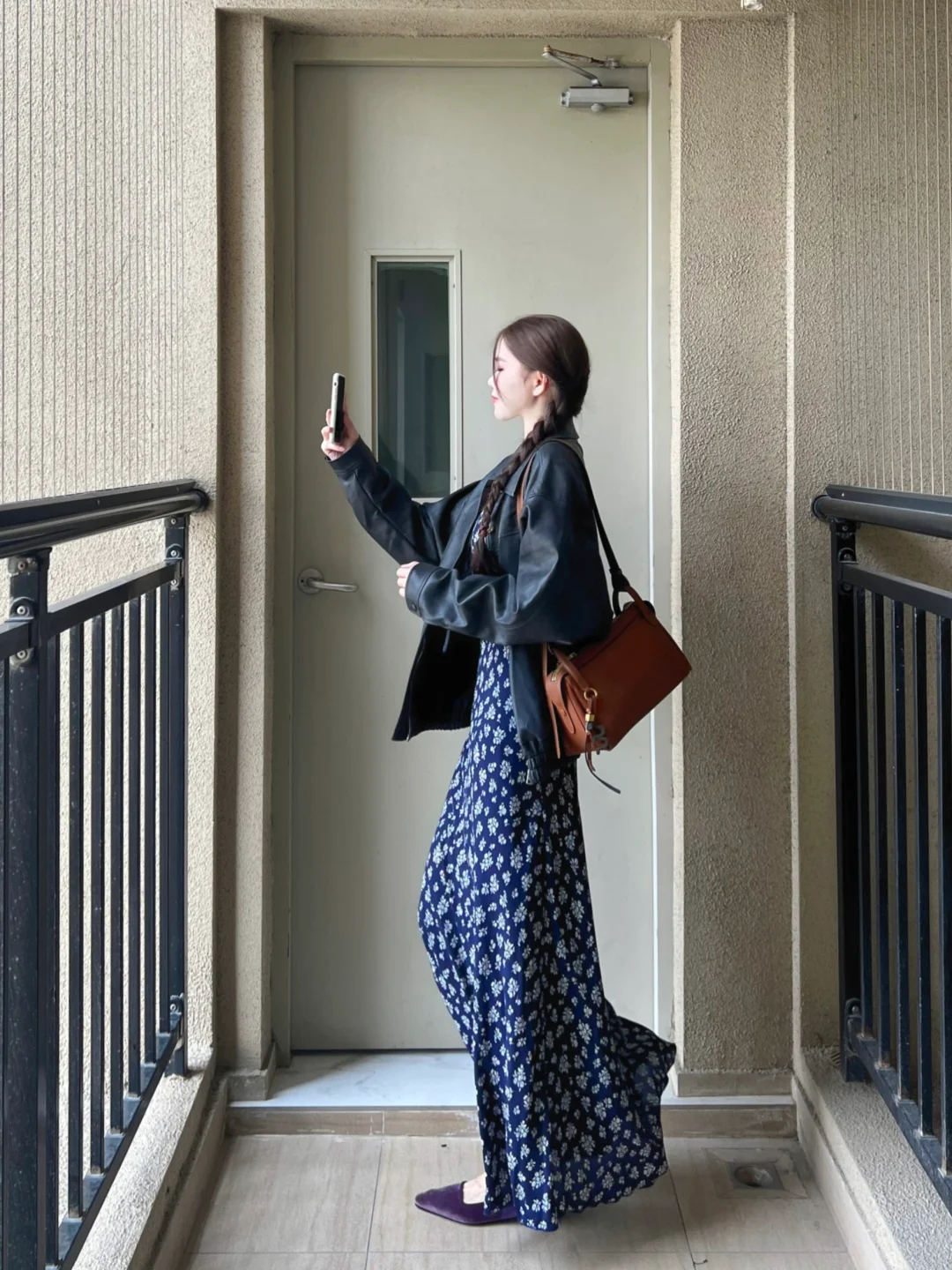 怎样把秋天的氛围感穿出门？？