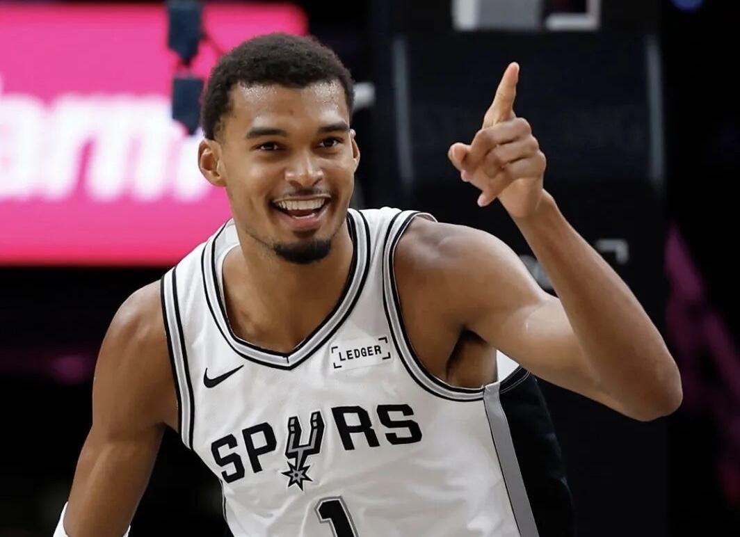 NBA新赛季mvp最有竞争力的五大球星

第一：文班亚马，马刺核心今年就是mvp