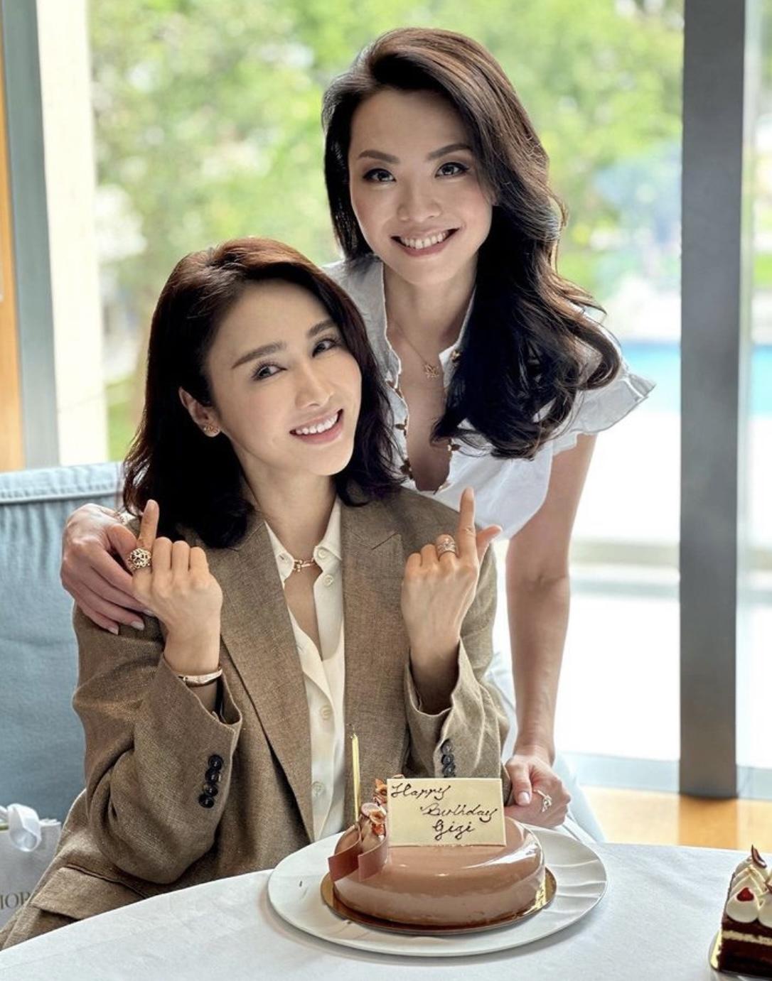 黎姿与数位百亿名媛庆生，合照与林恬儿坐中间，已跻身顶级名媛圈
香港女星黎姿退圈经