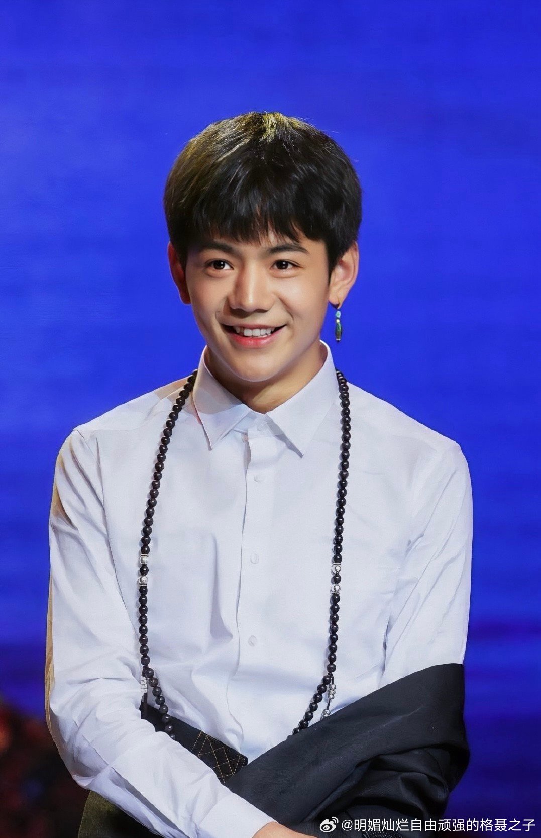 丁真真藏时光 考古到这了。这是真真第一次到广东，这套现在看依然封神！不知道新粉宝