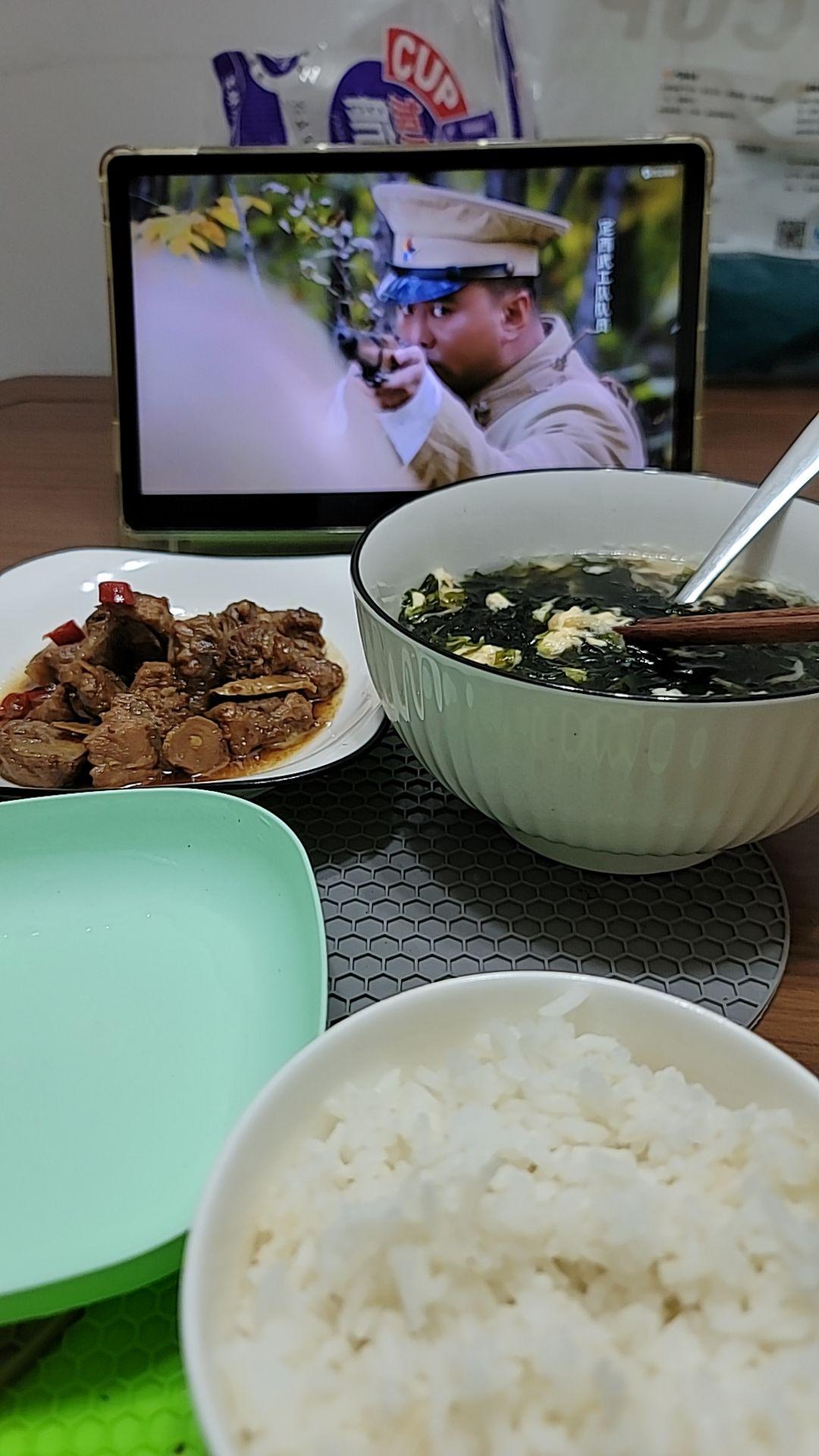 现在才吃饭喔#生活就是这么简单