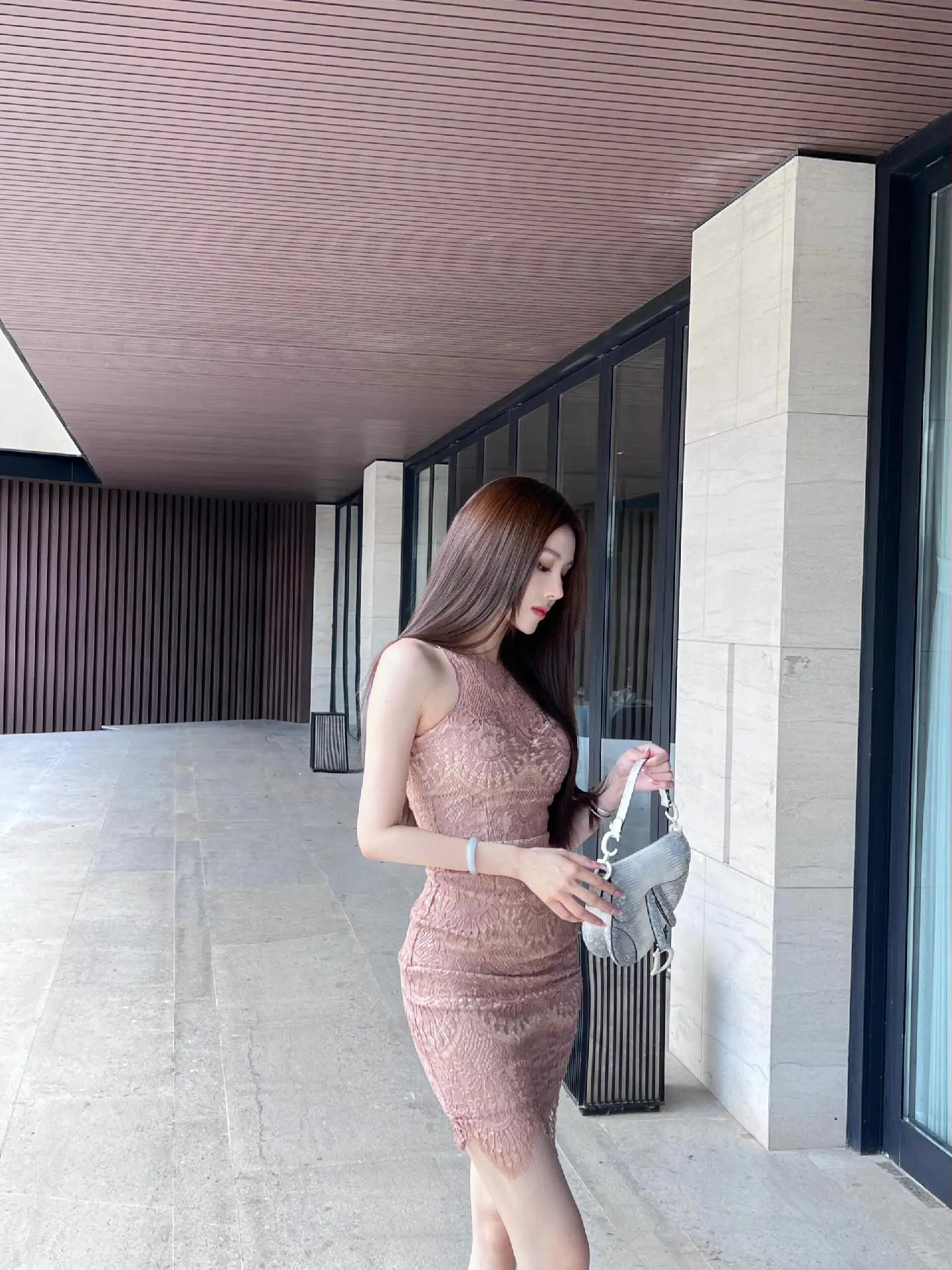 你以为我上班是为了那几个臭钱么? 非常肯定，是的，是的，是的…