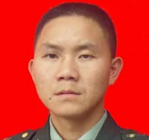 2001年2月11日，从成都开往武昌的K148次列车上，76名穿着打扮像农民工一