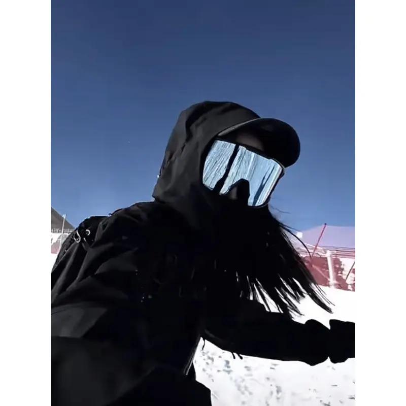 户外运动选护目镜，重点看这几点 这款滑雪眼镜适合成人在登山、骑行、滑雪等户外运动