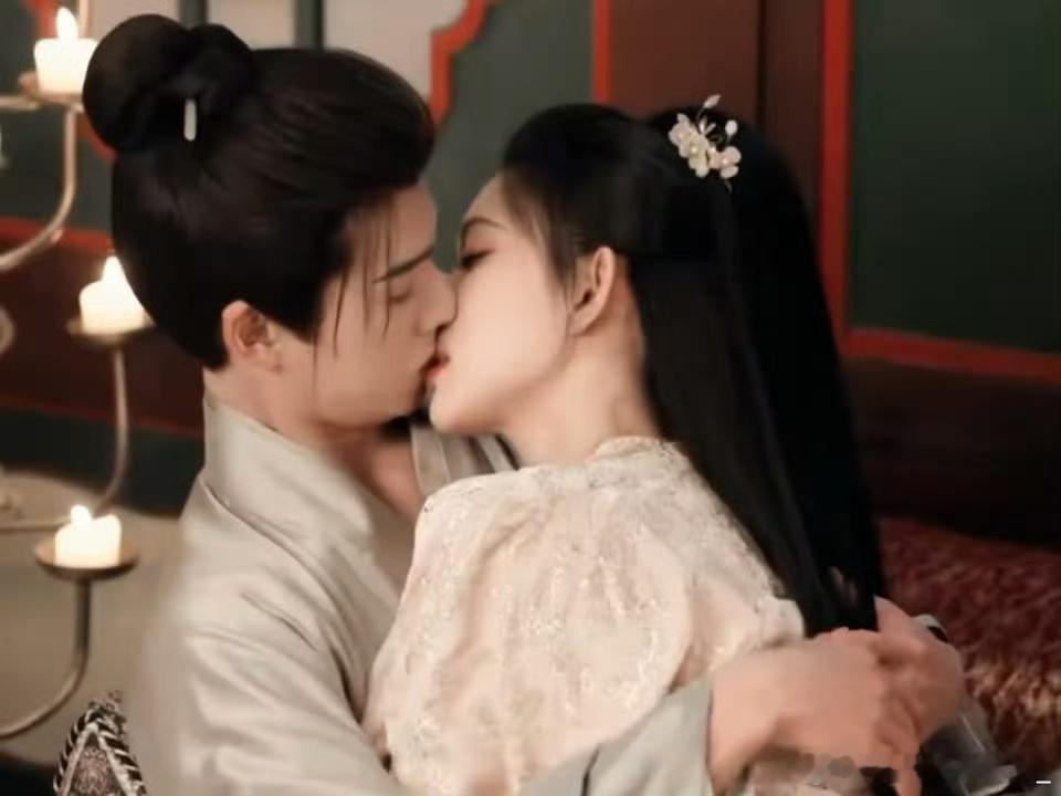 孟子义亲李昀锐镜头太欲了