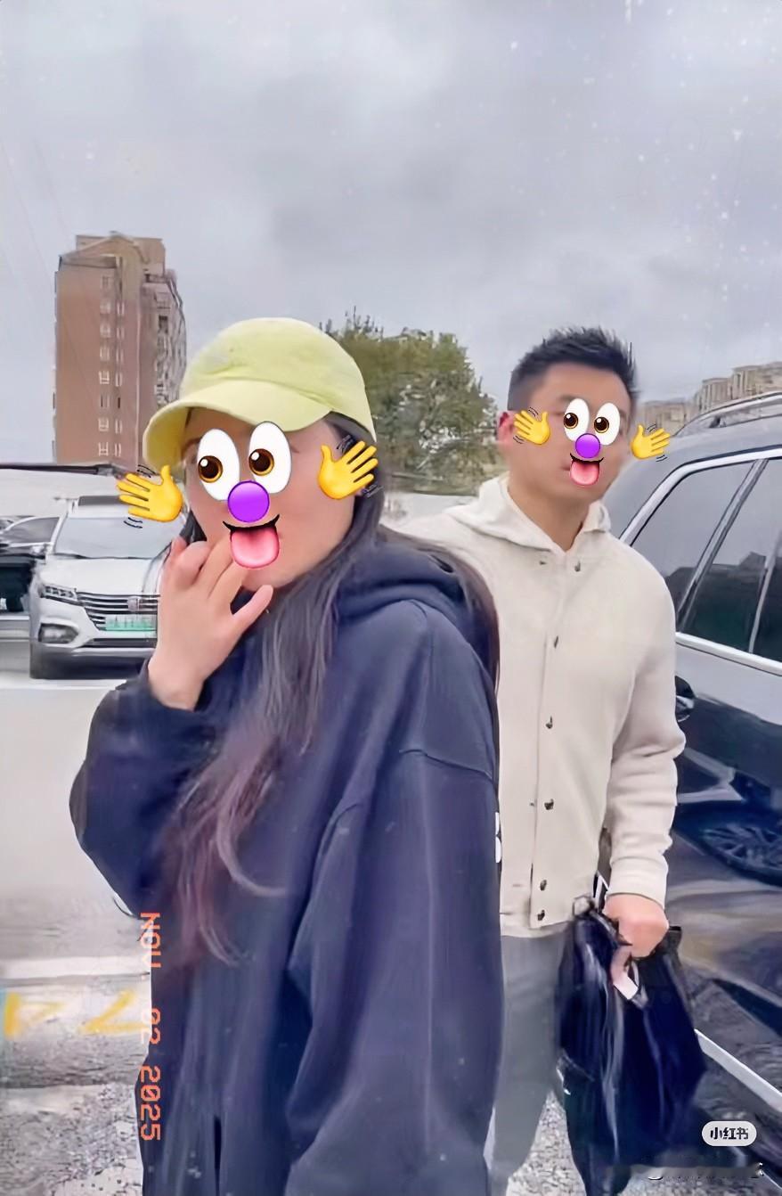 这下彻底出圈了！

君合律所那位律师的瓜，

吃得人三观炸裂。

靠原配扶持上位