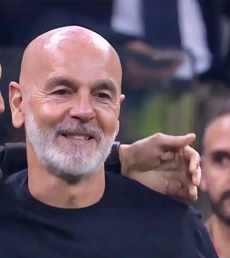 点球吹了，音频放了，皮奥利没被罚，但火药味还在。
拉拽真有，VAR三次提醒“cl