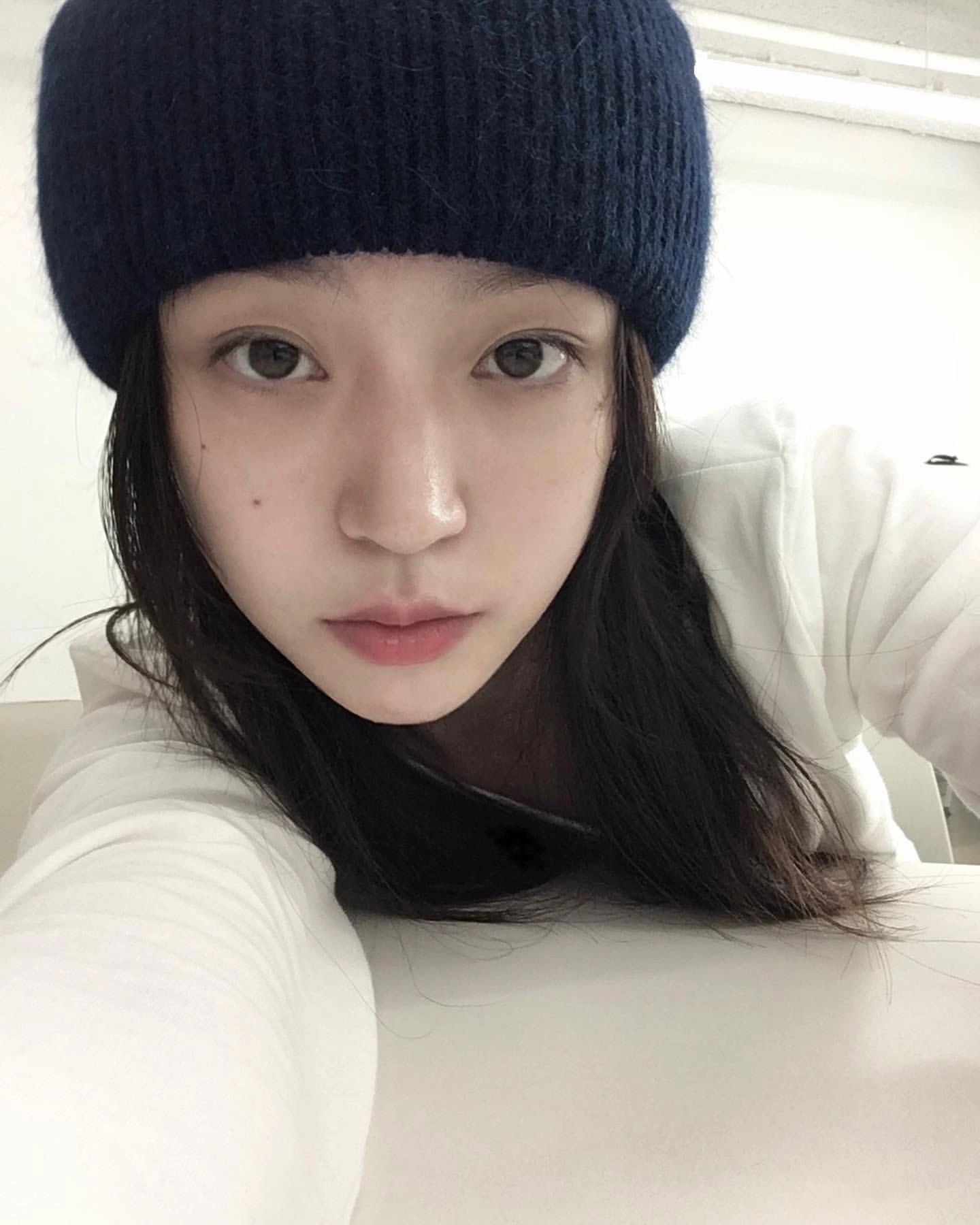 𝐒𝐡𝐚𝐫𝐞·清冷感头像#女生头像# ​​​
