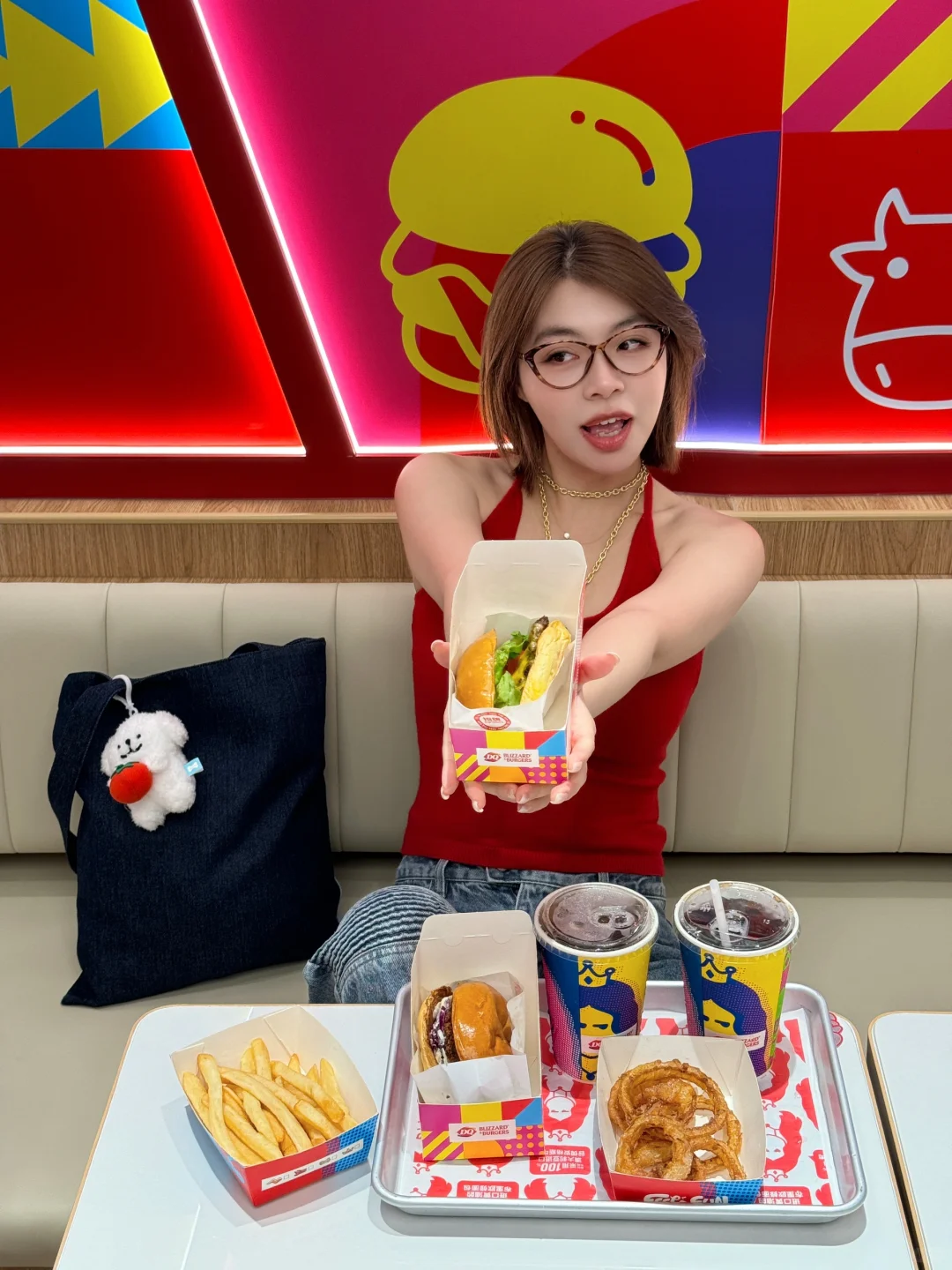 上海首店🍔请你吃汉堡！！