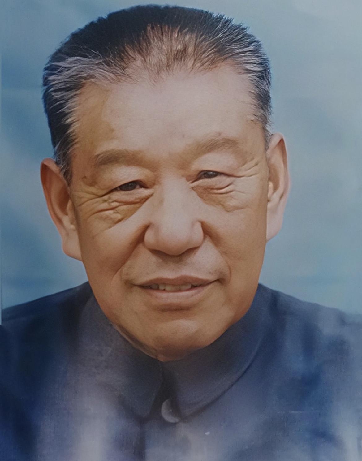 宁晋县老领导同志
耿喜谦 籍贯 束鹿南智邱
（1971-1974任宁晋县委书记、
