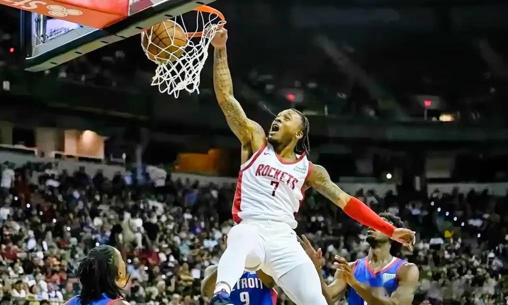  
北京时间8月4日NBA火箭队一年级新秀球员惠特摩尔接受采访，回答了自己为什么