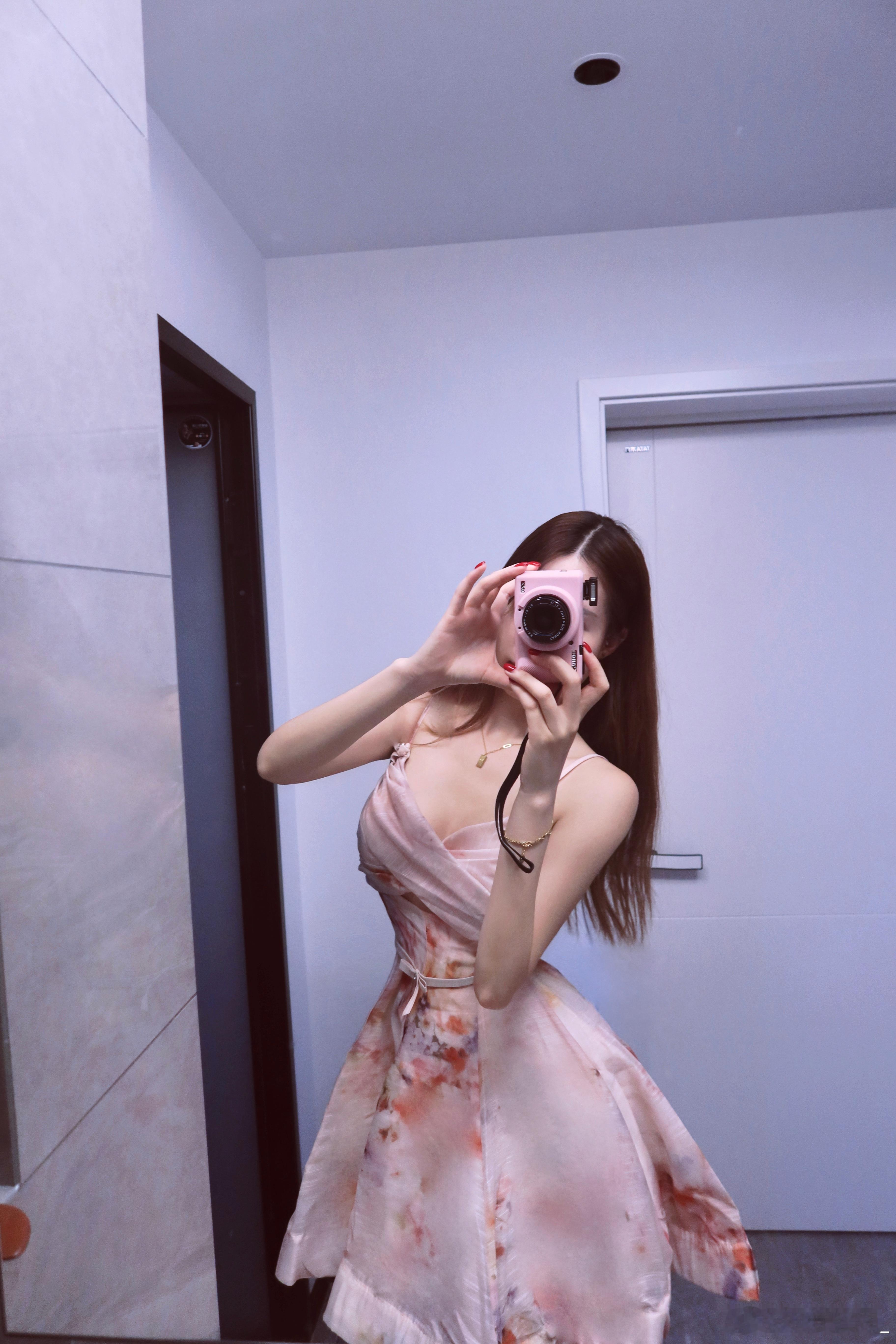 我和我的三胞胎姐妹记录姐妹 ​​​
