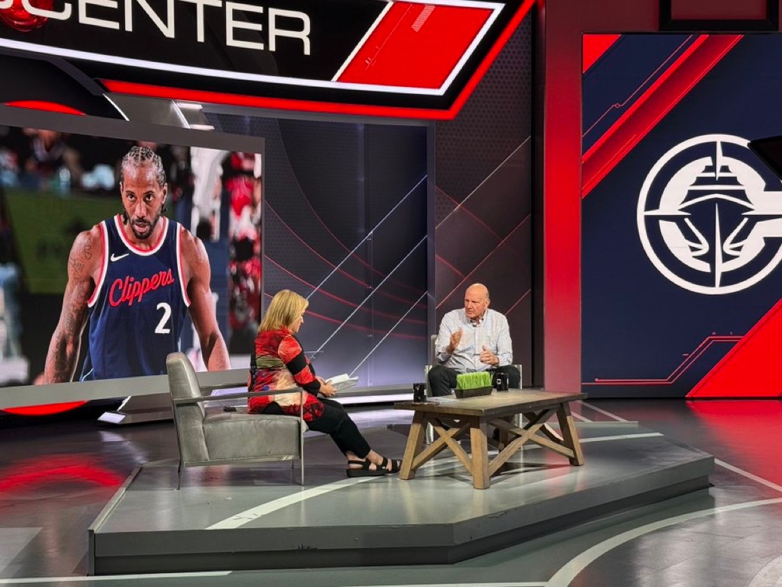 史蒂夫·鲍尔默在 ESPN 谈到伦纳德事件：“他们欺骗了我。我投资了这些人，但他