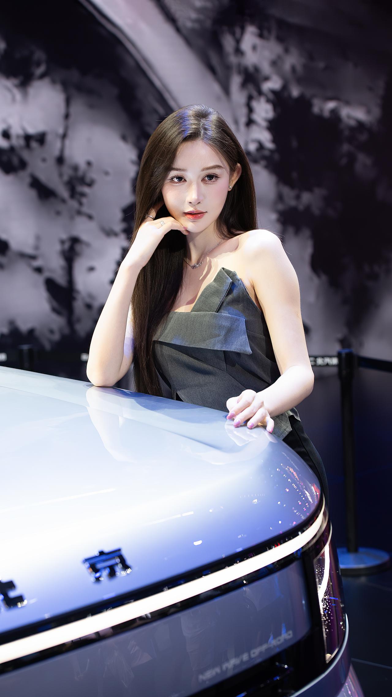 敏敏 车模美女成都车展 优雅气质 好看的小姐姐