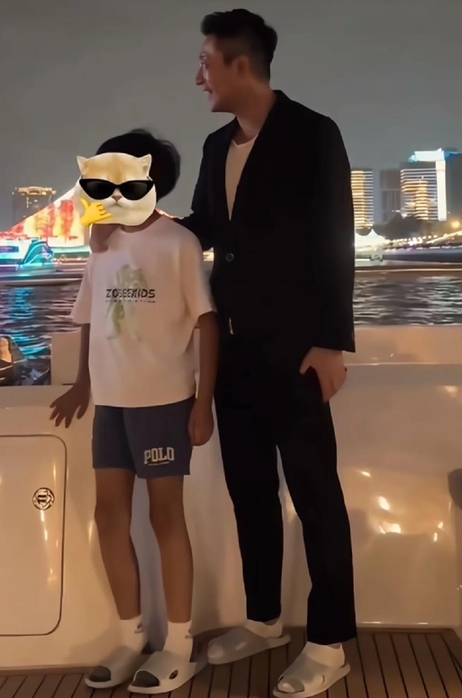 多的爸爸不陪，不说别的，汪作为爸爸还算可以！之前汪情绪不稳定基本都是因为孩子，前