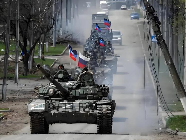 俄罗斯的野心非常大！实际上，俄军距离乌克兰首都基辅非常近，但俄罗斯迟迟没有对基辅