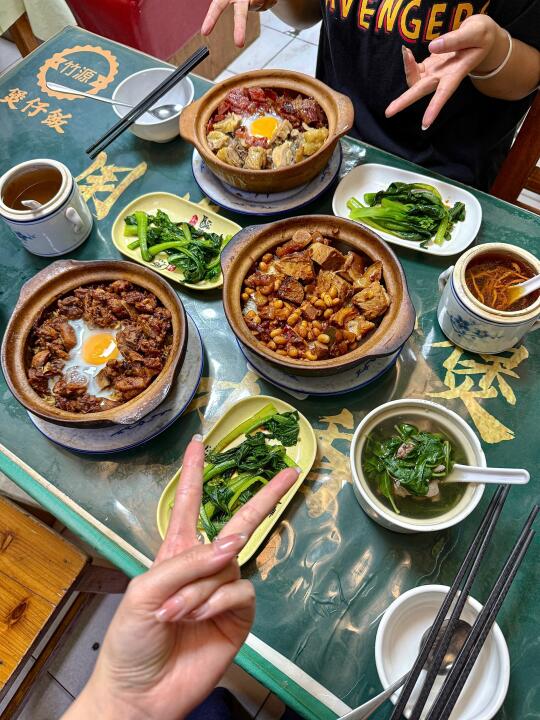 大概是下角人才懂这锅煲仔饭的含金量吧…🥹