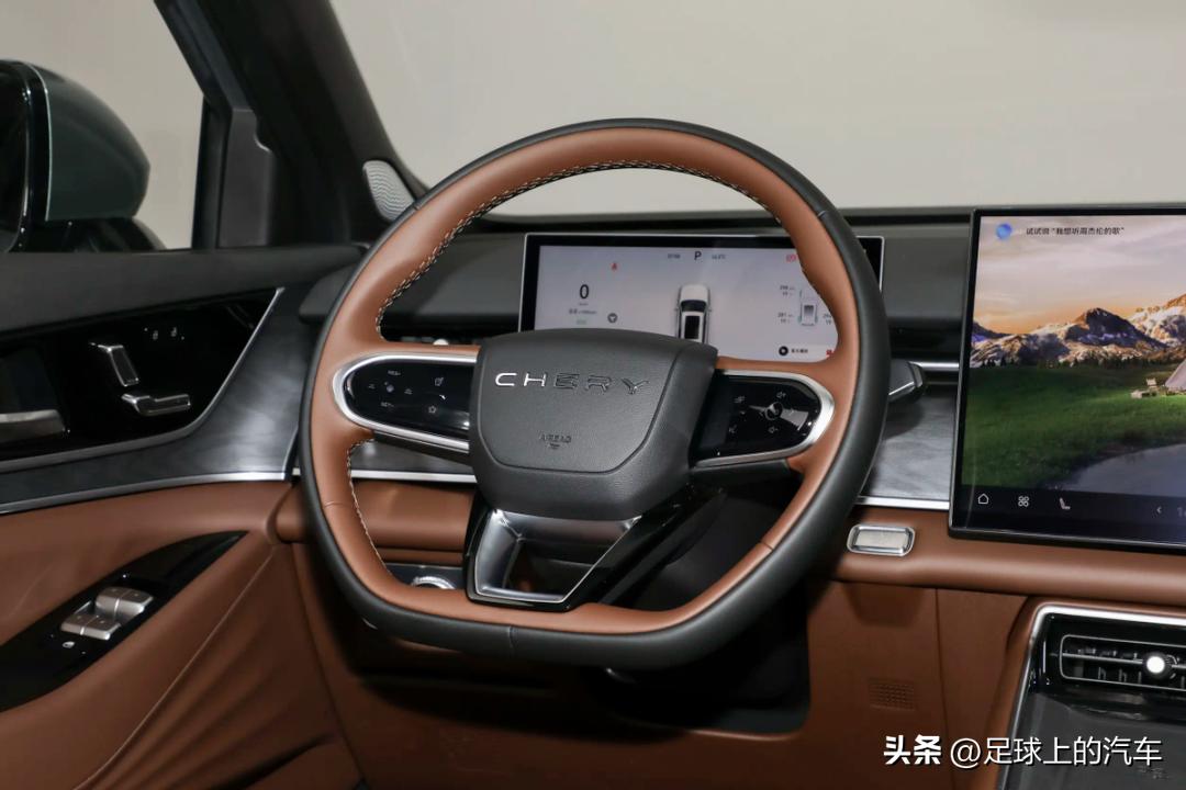 1月中型燃油SUV销量榜：

1、途观L狂卖21133辆（没错，是2万+！）稳坐