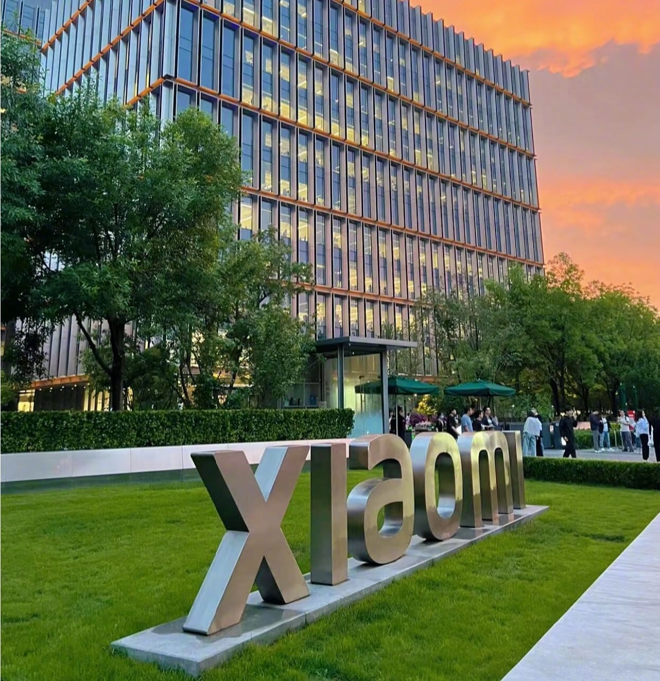 小米中国区多业务人事调整感觉内部在重新盘算打法？造车投入那么大，其他业务肯定得跟