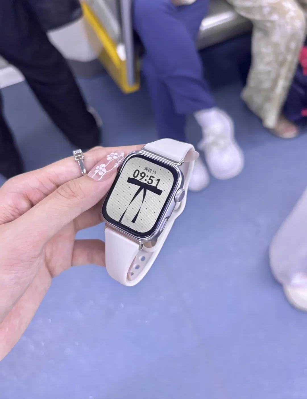 华为fit5好韩好舒服！！
华为fit5 华为fit5表带 华为fit4 华为手