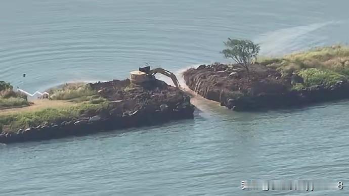 2025年12月21日泰柬边境谈判刚结束，柬埔寨下午4点就开着挖掘机冲向班哈莱克