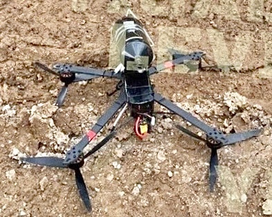 首次证实，黎巴嫩真主党的无人机小队现在也用上了带光纤的FPV无人机，看来他们也在